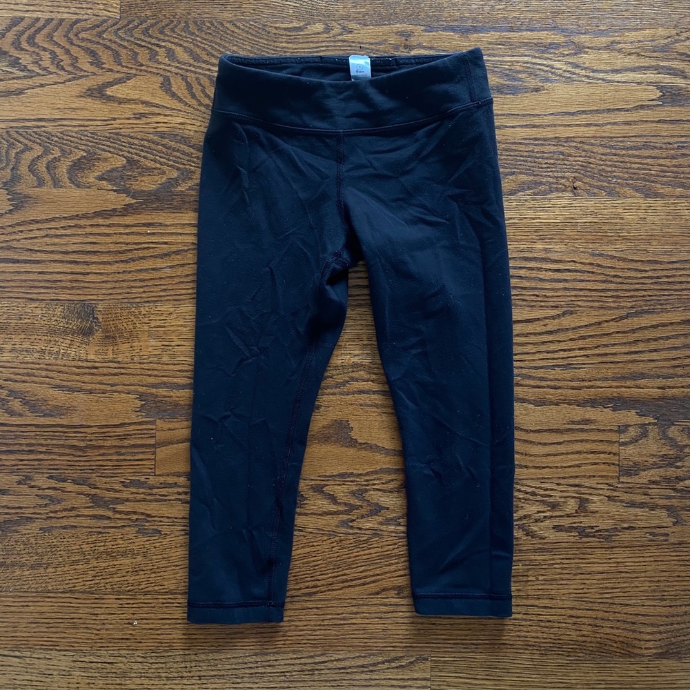Girls ivivva crop leggings